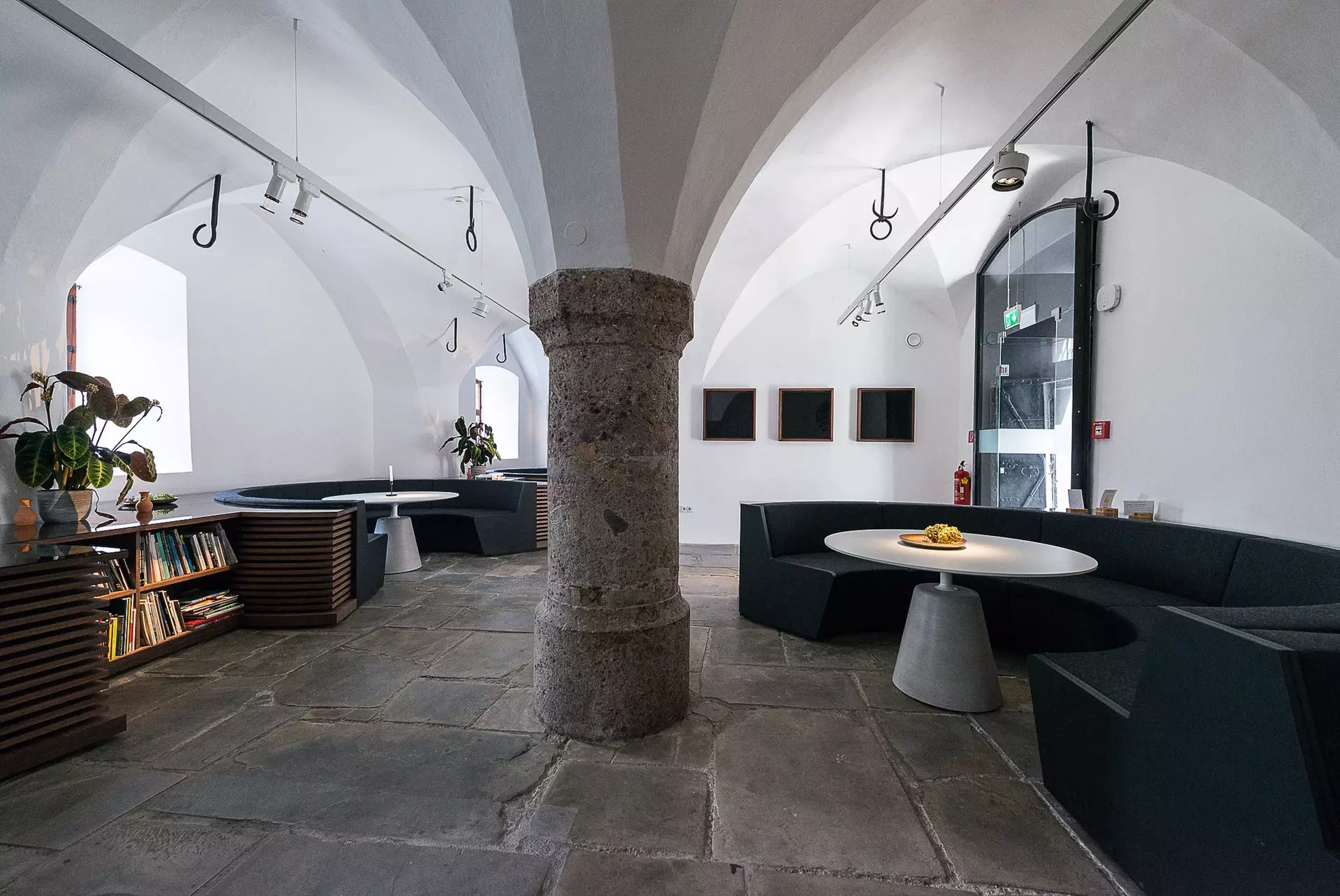 Ambras_Bistro_Aug2017_08.jpg